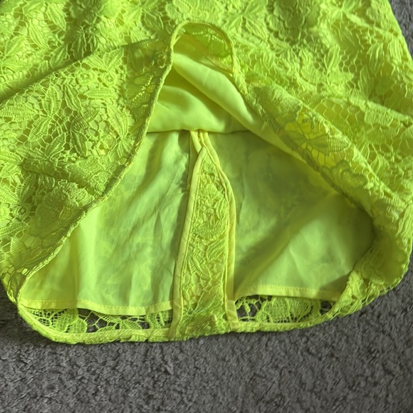 J Crew Collection Floral Lace Sheath Dress Neon Bright Yellow A8182 EUC Size 4 - Picture 10 of 11